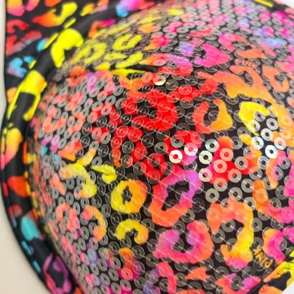 34 B SEQUINED PINK NATION VICTORIAS SECRET BRA SUPER CUTE SEE PICS FOR DETAILS - Picture 3 of 5